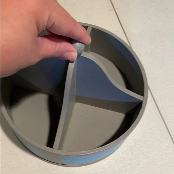 Gray and Blue Rotating Organizer - Picture 3 of 11